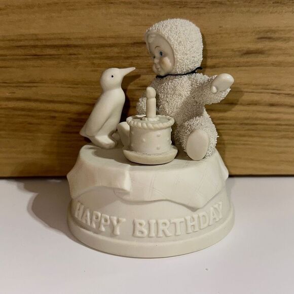 Department 56 Snowbabies Happy Birthday ‘Its My Party’ Music Box - Picture 1 of 8